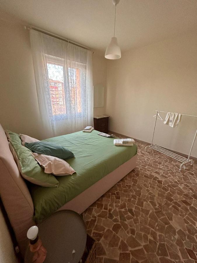 Camere In Appartamento Condiviso Vista San Luca Bolonia Exterior foto